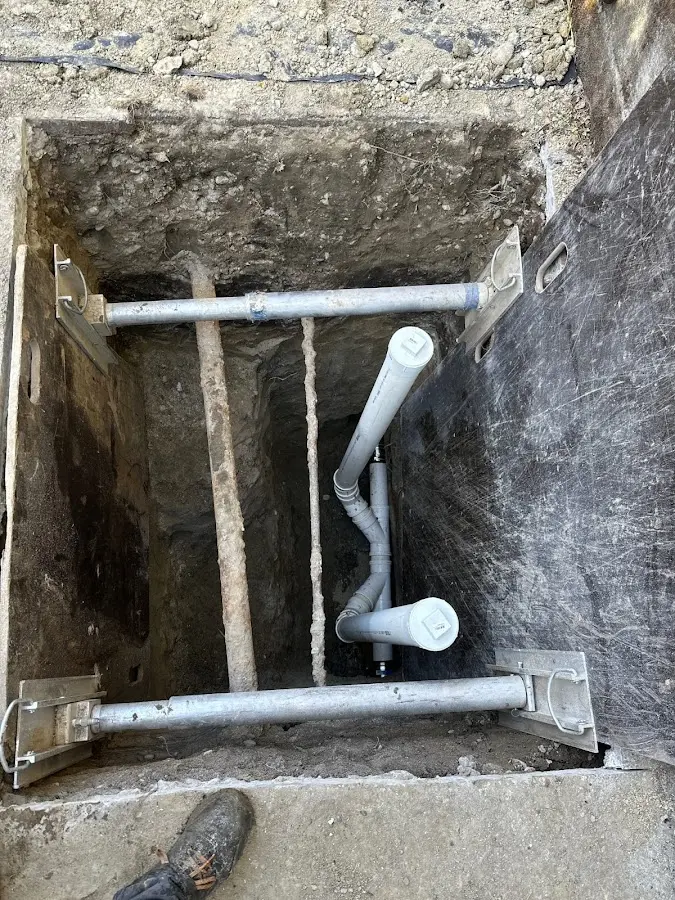 Experienced plumber completing Drain Cleaning work in Goldendale